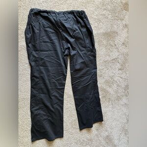 Sorry for the wrinkles! New never used Cherokee scrub pants large petite